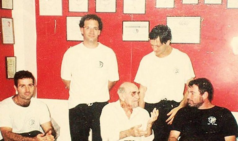 Το επίσημο σύστημα του Ιδρυτή του Krav Maga - IMI System